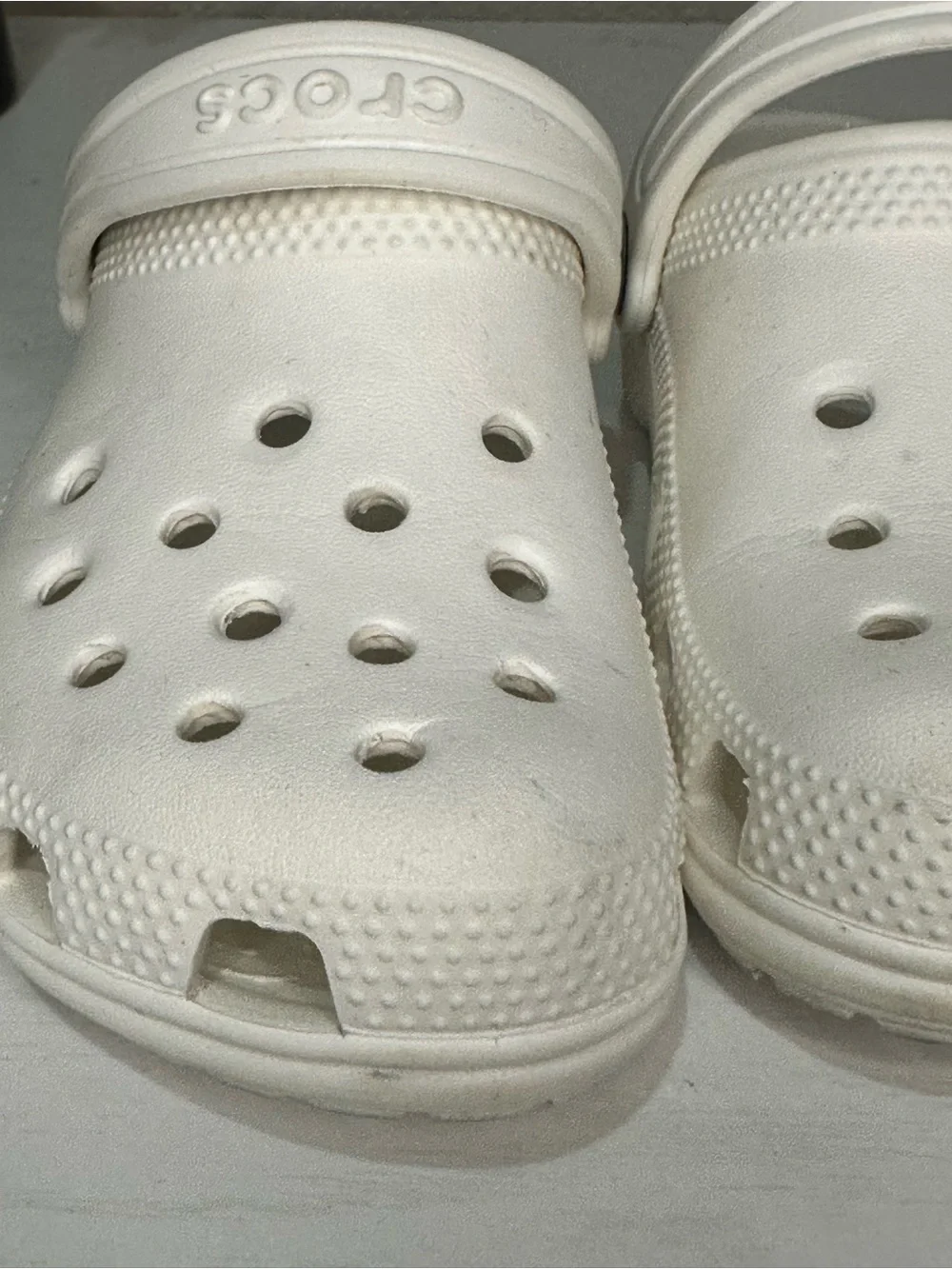 CROCS Kids White Classic Clogs